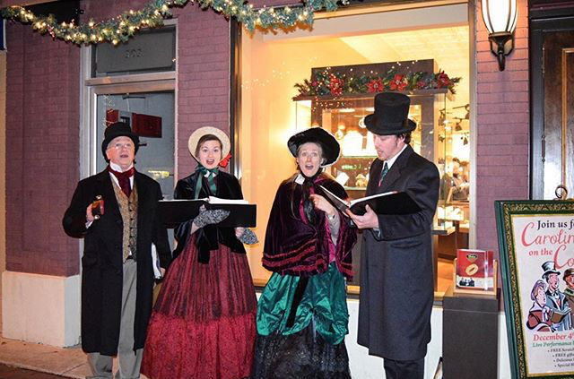 Christmas Walk - @yoga.gal